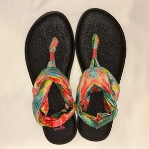 SANUK yoga sandals